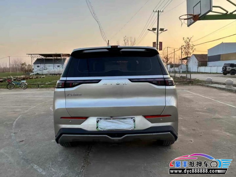 22年埃安Y80轿车抵押车出售