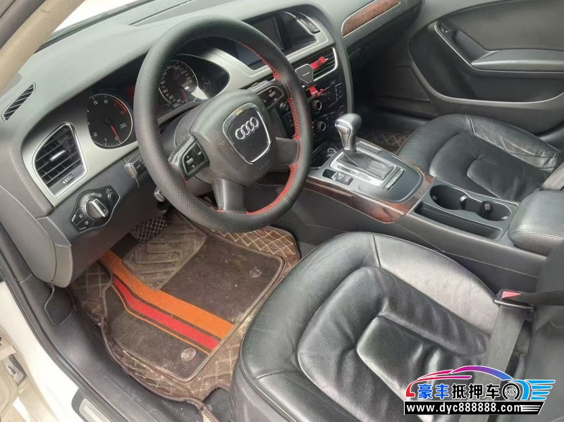 12年奥迪A4轿车抵押车出售