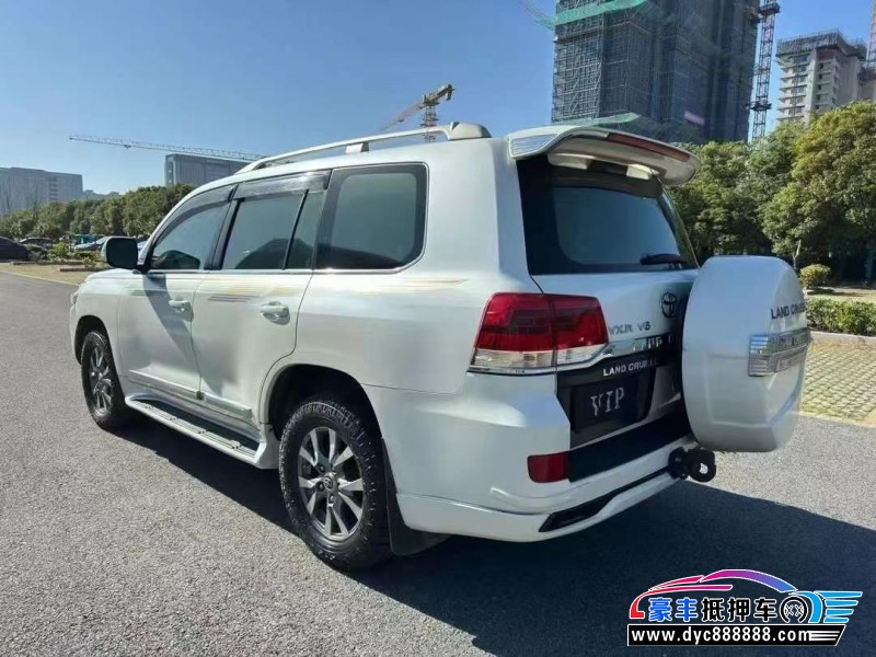 16年丰田兰德酷路泽（陆巡）轿车抵押车出售