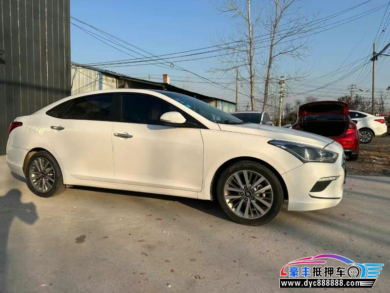 17年现代名图轿车抵押车出售