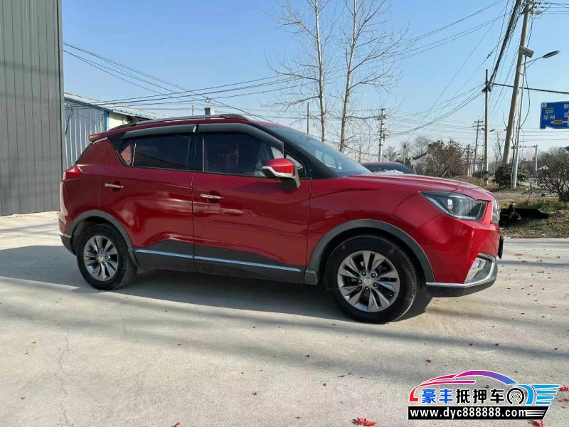 18年海马S5轿车抵押车出售