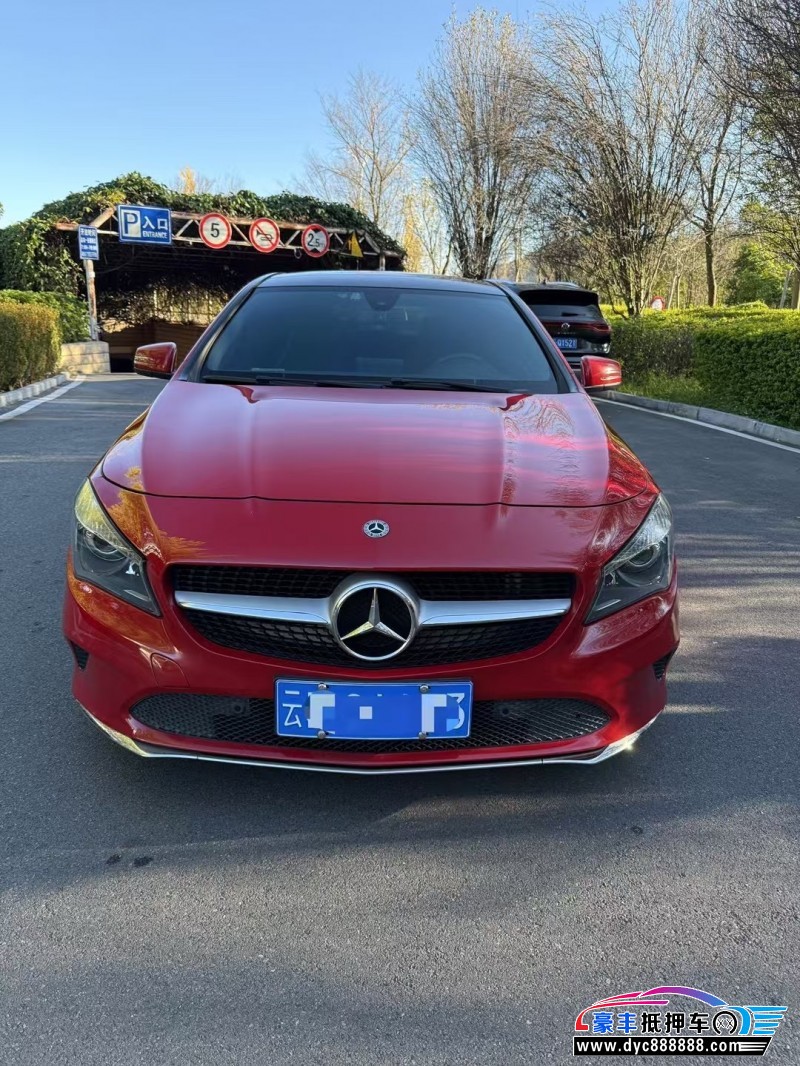 17年奔驰CLA轿车抵押车出售