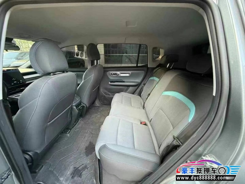 23年埃安Y70轿车抵押车出售