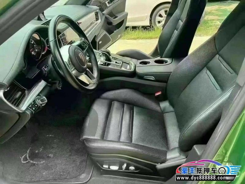 19年保时捷帕纳梅拉轿车抵押车出售