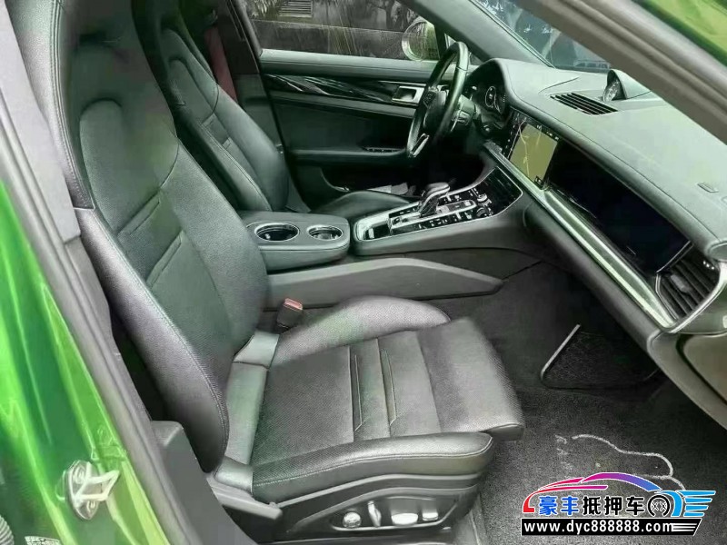 19年保时捷帕纳梅拉轿车抵押车出售