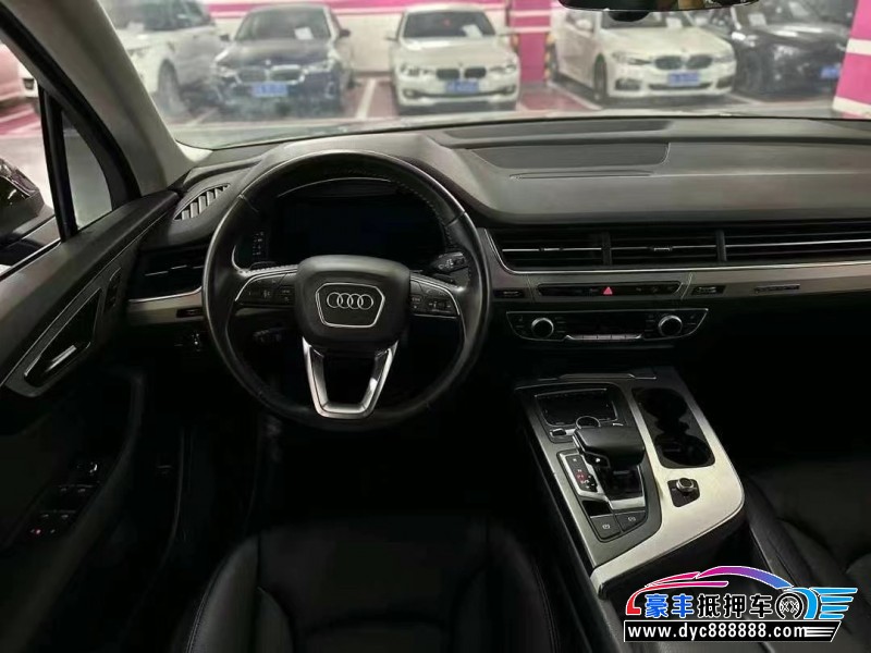 19年奥迪Q7轿车抵押车出售