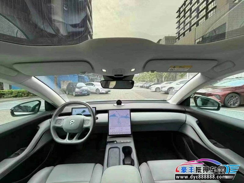 23年蔚来ET5轿车抵押车出售