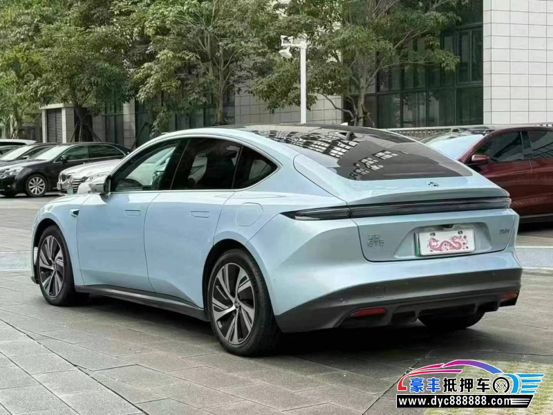 23年蔚来ET5轿车抵押车出售