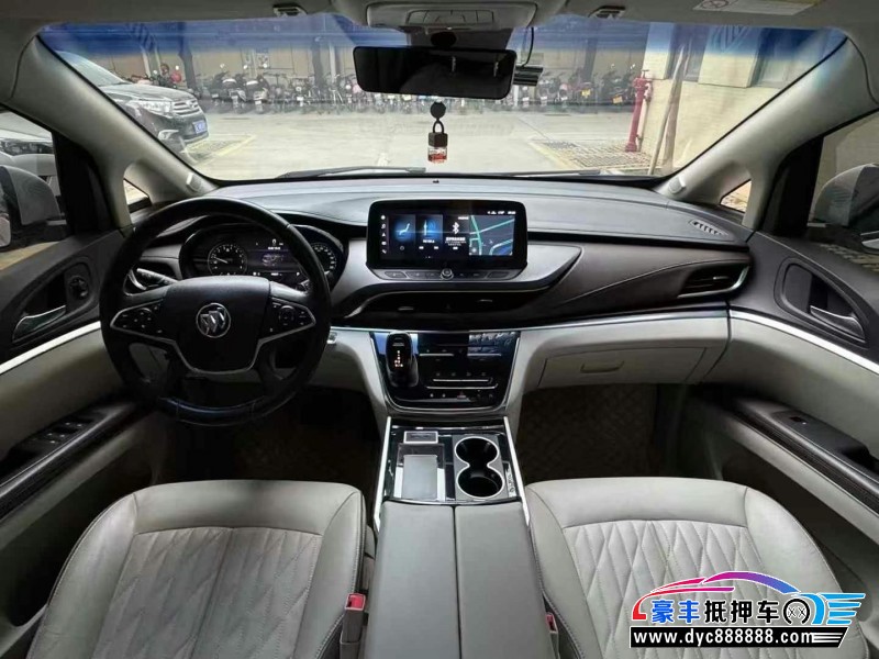 21年别克GL8轿车抵押车出售