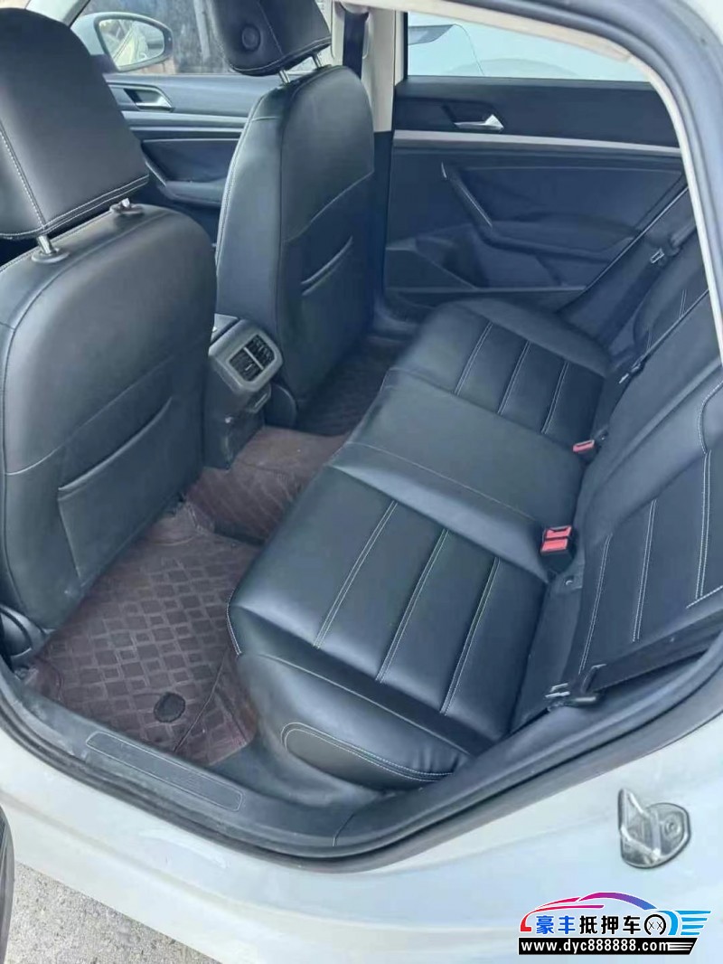 21年大众朗逸轿车抵押车出售