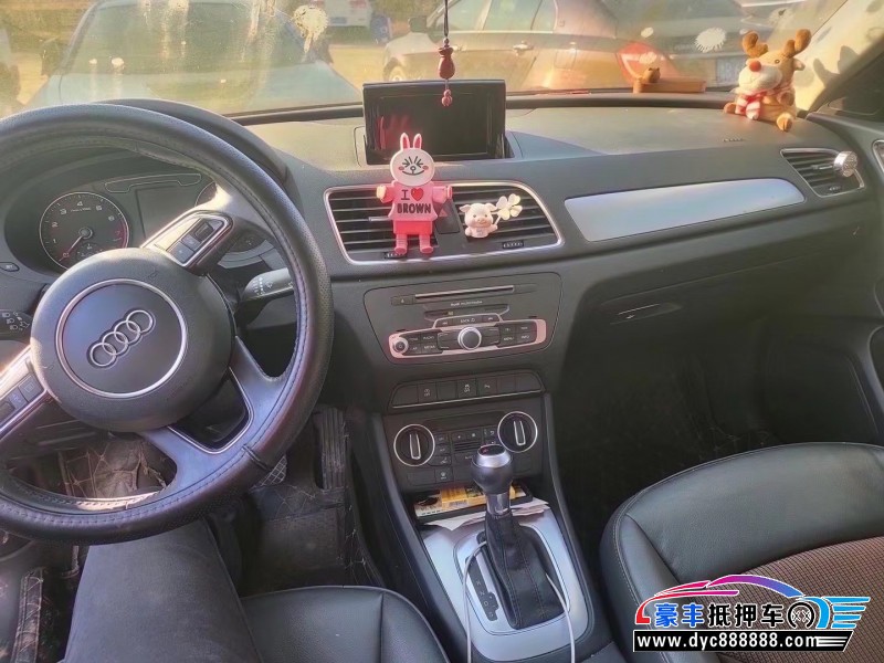 17年奥迪Q3轿车抵押车出售