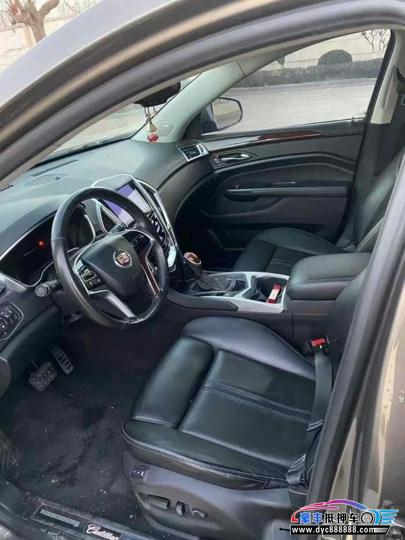 15年凯迪拉克SRX轿车抵押车出售