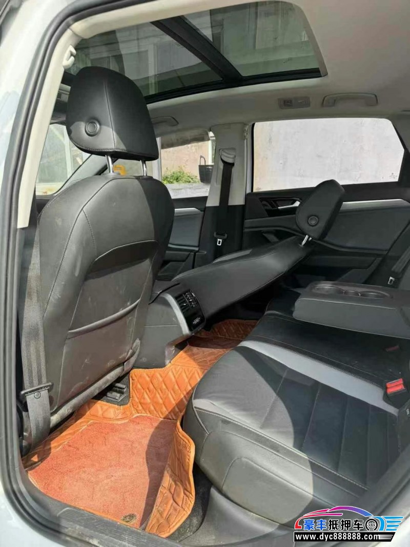 20年大众迈腾轿车抵押车出售