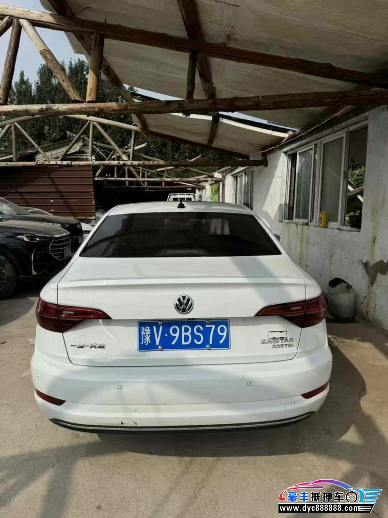 20年大众迈腾轿车抵押车出售