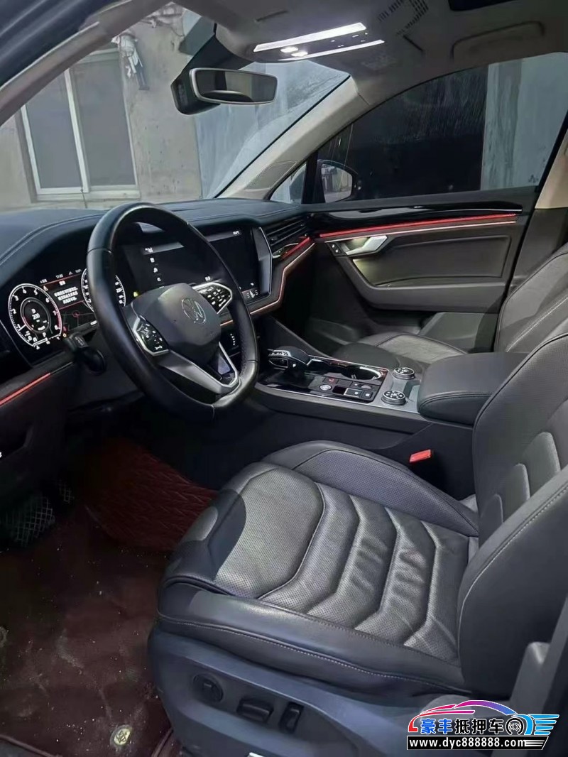 21年大众途锐SUV抵押车出售