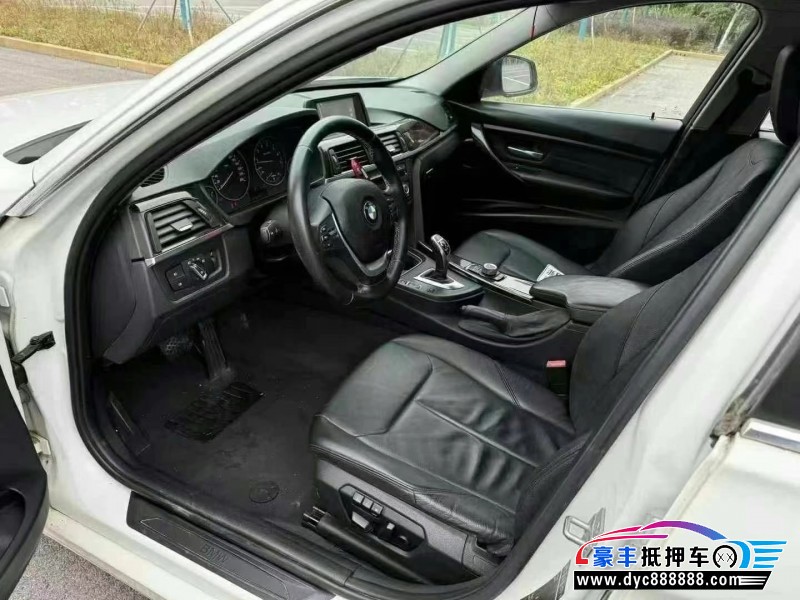 15年宝马3系轿车抵押车出售
