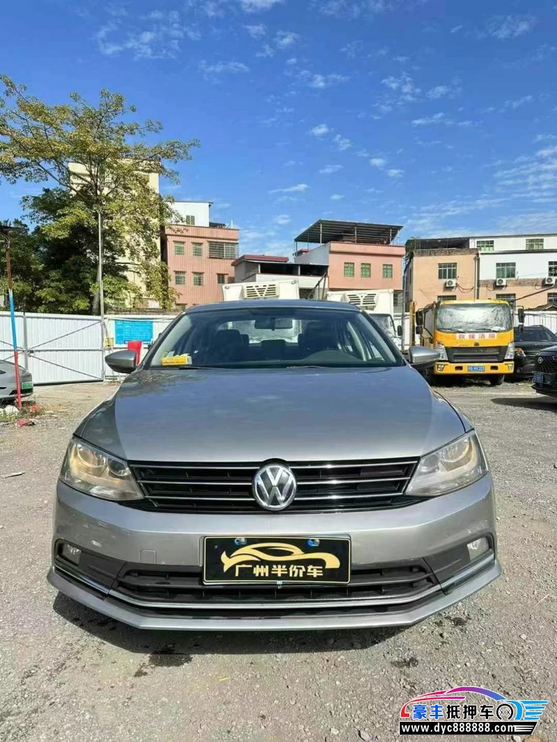 16年大众速腾轿车抵押车出售