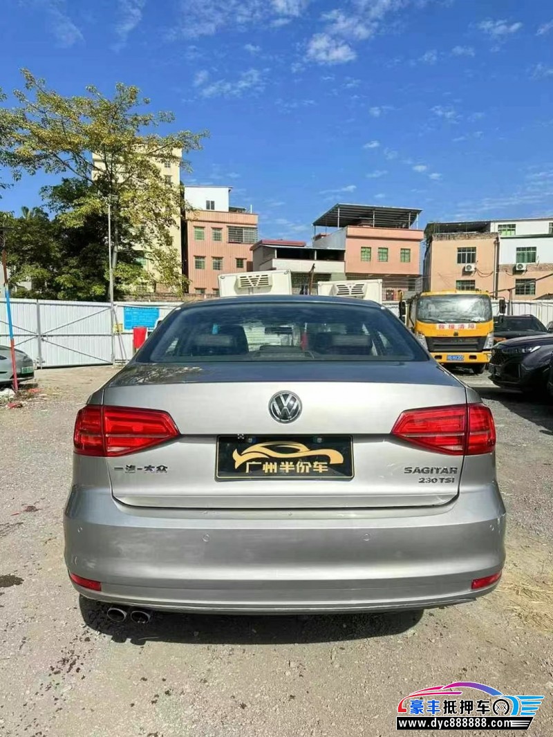 16年大众速腾轿车抵押车出售