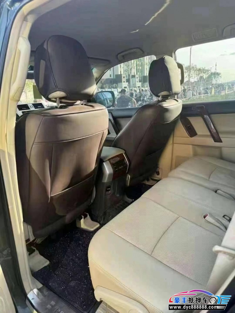 14年丰田普拉多（霸道）轿车抵押车出售