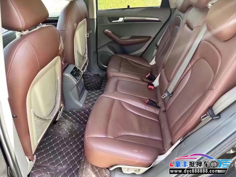 15年奥迪Q5轿车抵押车出售