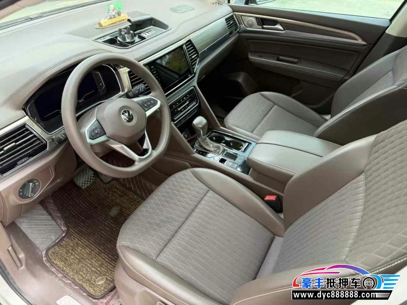 21年大众蔚然轿车抵押车出售