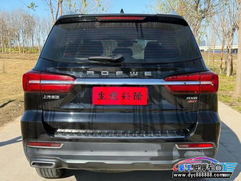 19年荣威RX8轿车抵押车出售