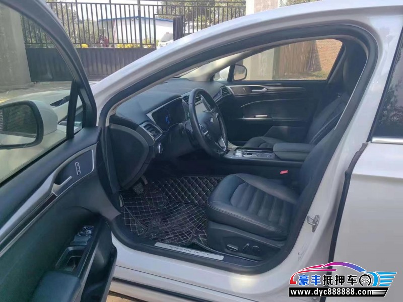 20年福特蒙迪欧轿车抵押车出售