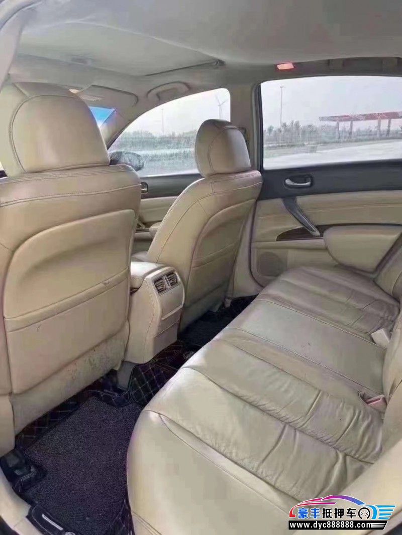 11年日产天籁轿车抵押车出售