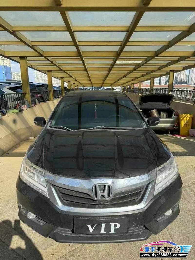15年本田凌派轿车抵押车出售
