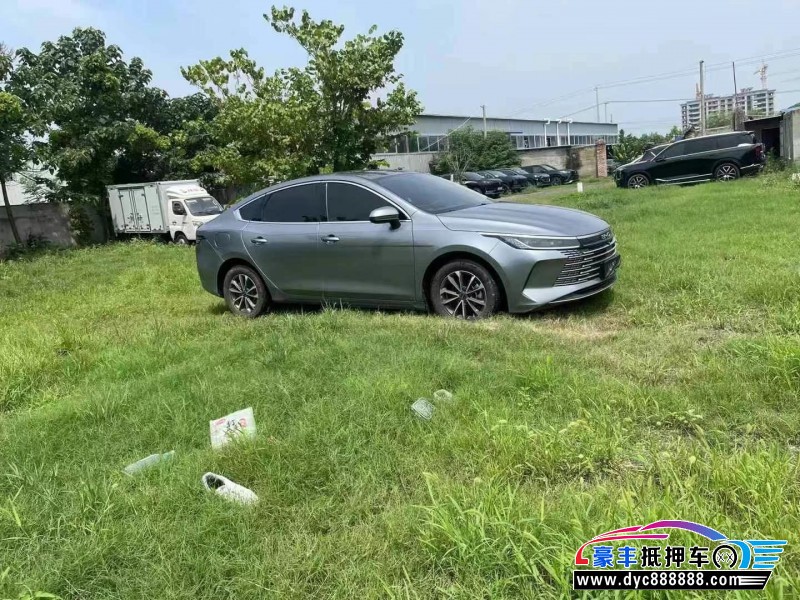 24年比亚迪驱逐舰轿车抵押车出售