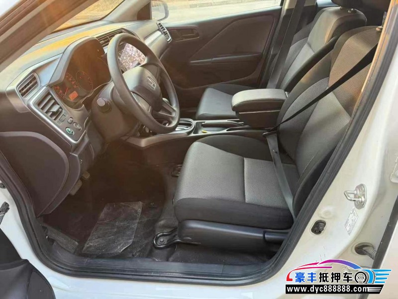 19年本田竞瑞轿车抵押车出售