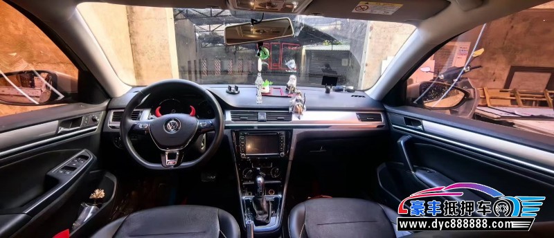 18年大众宝来轿车抵押车出售