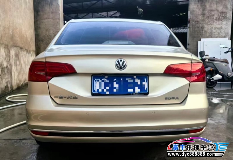 18年大众宝来轿车抵押车出售