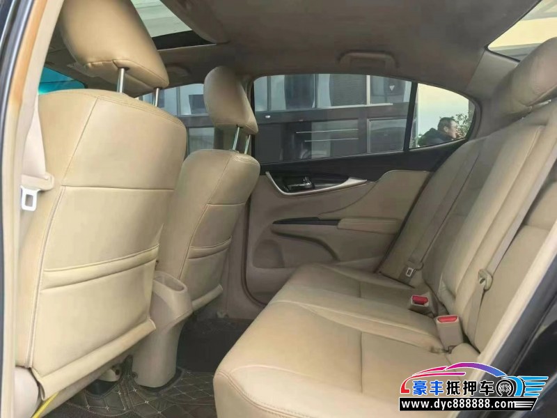 13年本田凌派轿车抵押车出售