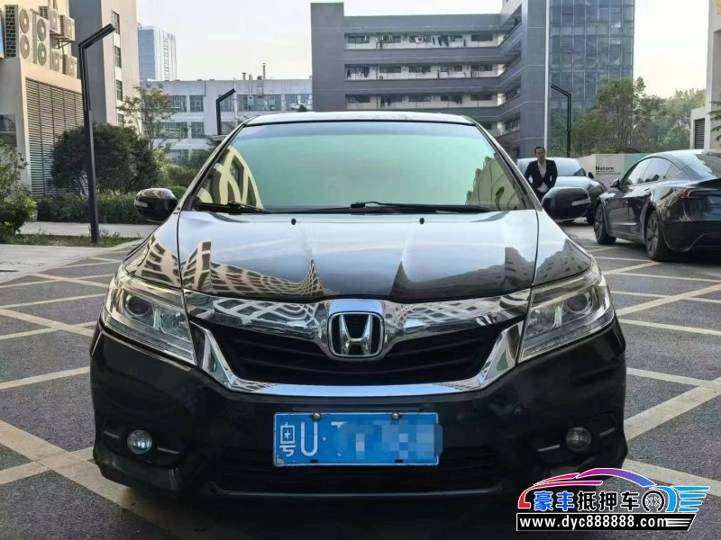 13年本田凌派轿车抵押车出售