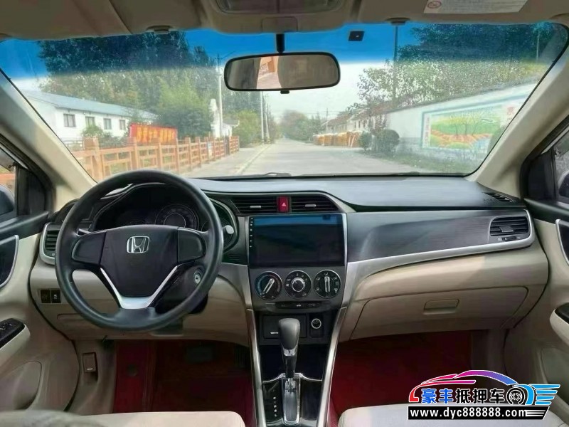 17年本田凌派轿车抵押车出售