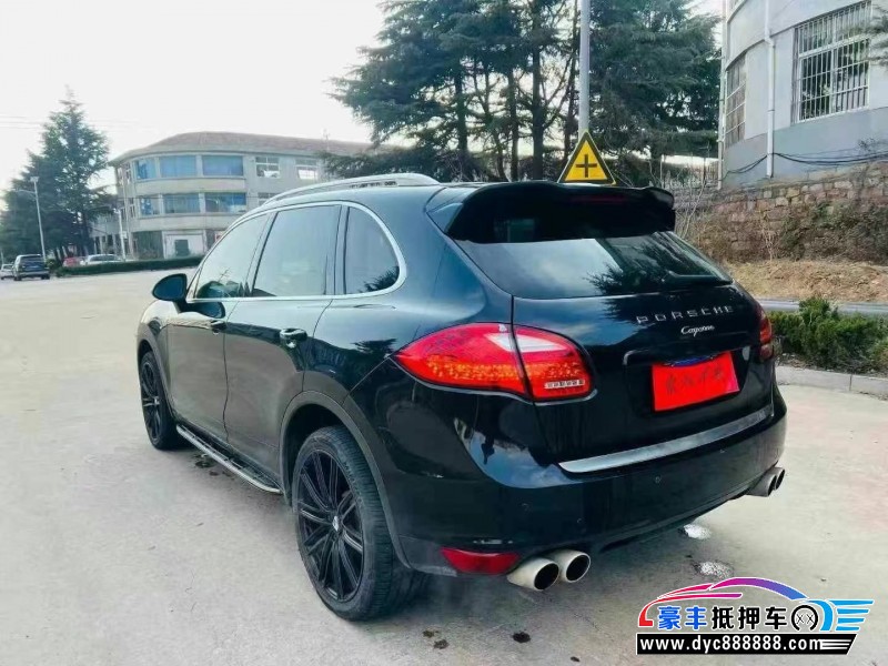 14年保时捷卡宴轿车抵押车出售