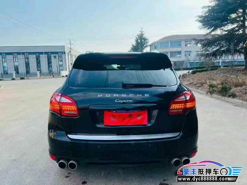 14年保时捷卡宴轿车抵押车出售