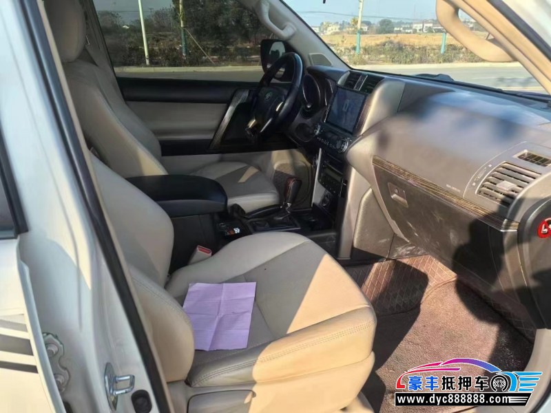 13年丰田普拉多（霸道）轿车抵押车出售