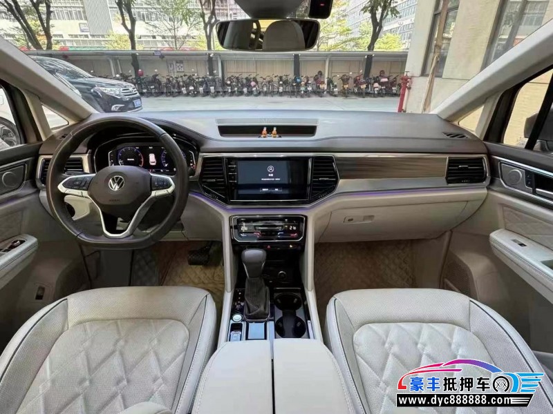 21年大众蔚然轿车抵押车出售