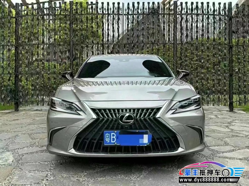 23年雷克萨斯ES轿车抵押车出售