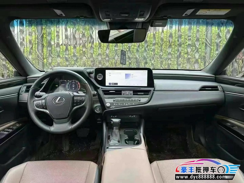 23年雷克萨斯ES轿车抵押车出售