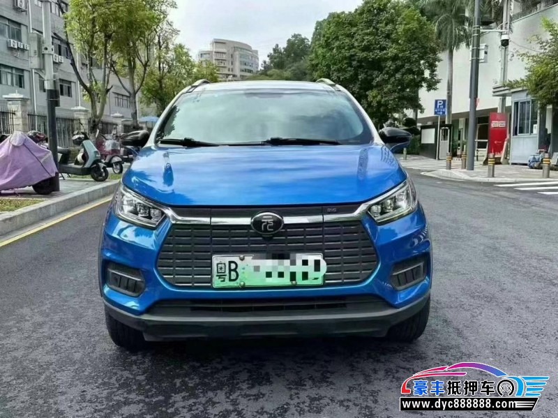 19年比亚迪元轿车抵押车出售