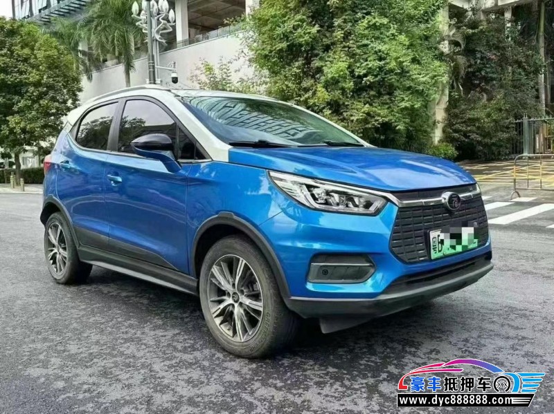 19年比亚迪元轿车抵押车出售