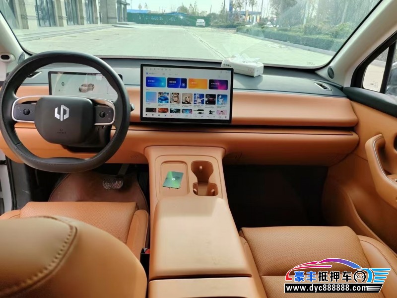 24年零跑C10轿车抵押车出售