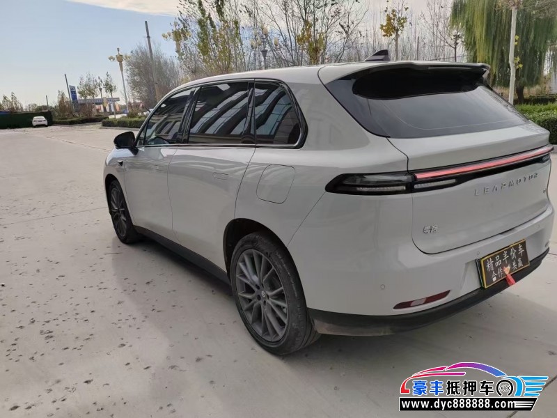 24年零跑C10轿车抵押车出售