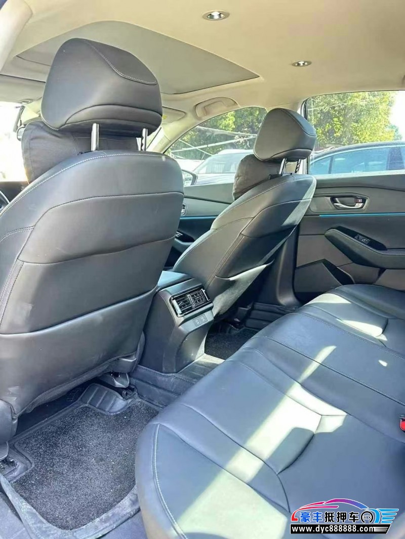 23年本田雅阁轿车抵押车出售