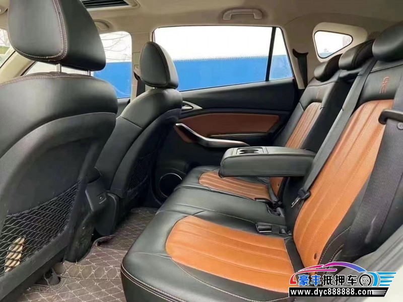 16年比亚迪宋轿车抵押车出售