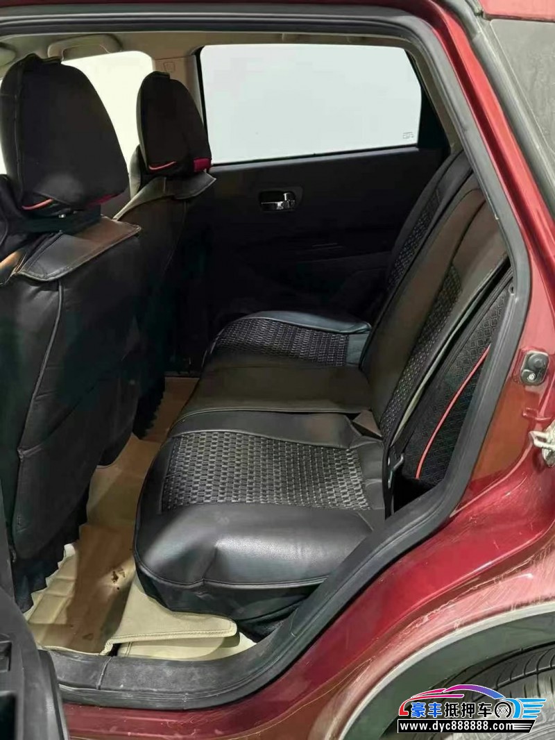 13年日产逍客轿车抵押车出售