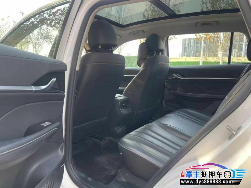 23年荣威RX5SUV抵押车出售